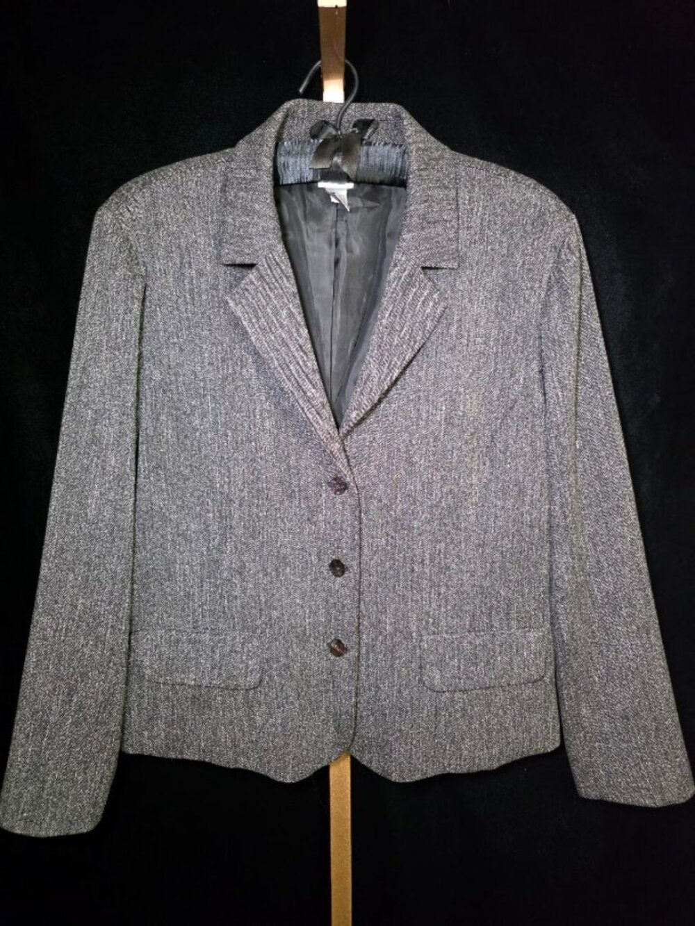 Chico’s Gray Tweed Three Button Blazer Front Pockets size 3